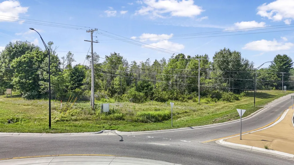 1201 E Division Cadillac City, MI 49601