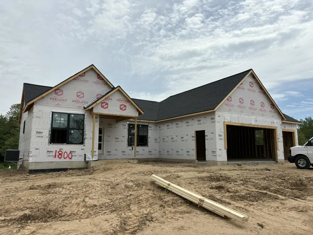 1800 Ringneck Court NW Walker City, MI 49534