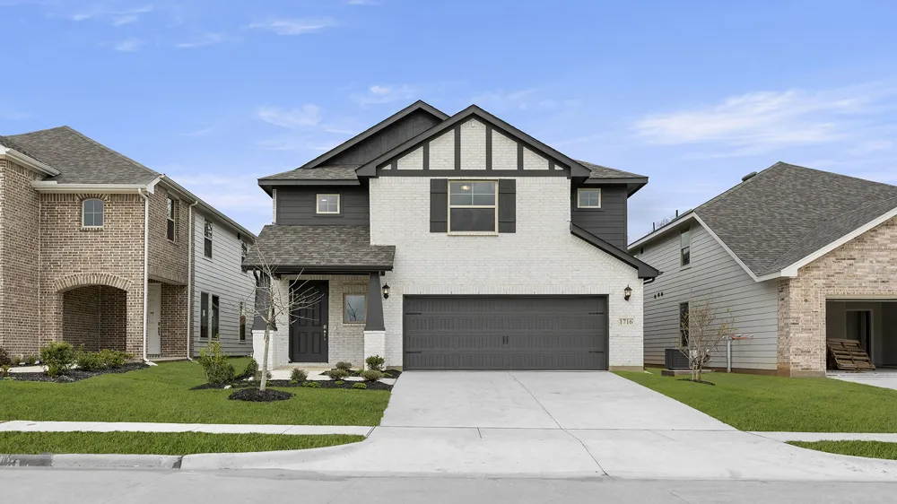 1716 Edgeway Drive Aubrey, TX 76227