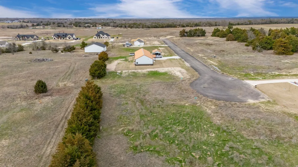 2810 Maple Road Celeste, TX 75423