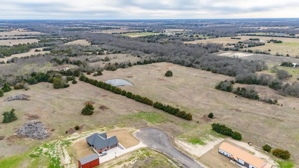2810 Maple Road Celeste, TX 75423