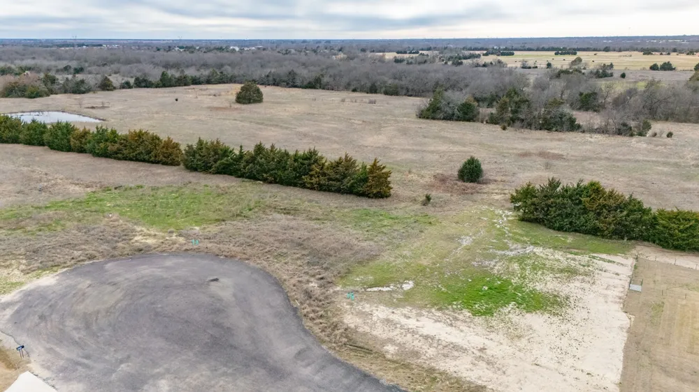 2810 Maple Road Celeste, TX 75423