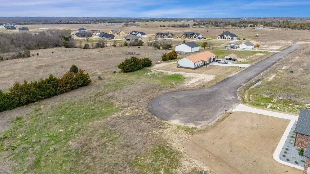 2810 Maple Road Celeste, TX 75423