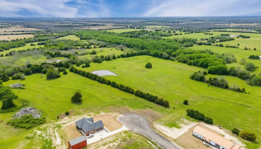 2810 Maple Road Celeste, TX 75423