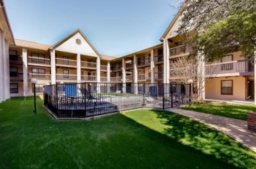 218 Texas Boulevard Denton, TX 76201