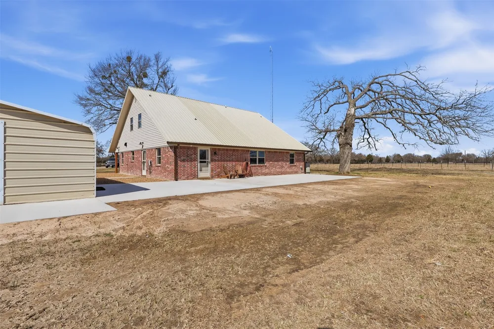 397 Rs County Road 4452 Point, TX 75472