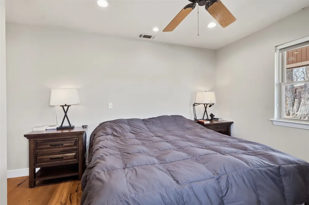 397 Rs County Road 4452 Point, TX 75472