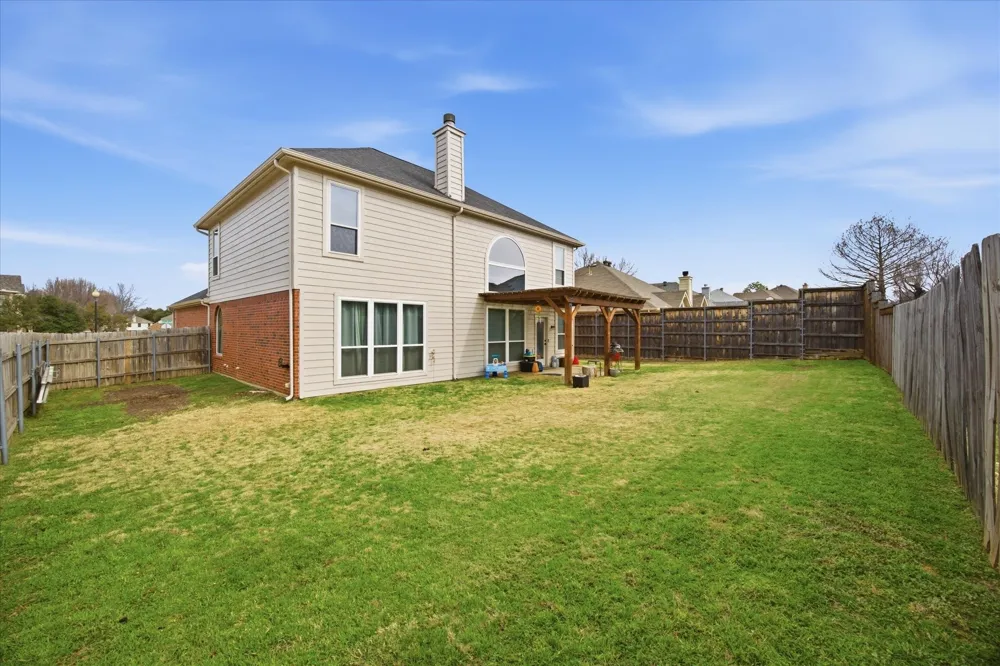 322 Sweet Leaf Lane Lake Dallas, TX 75065