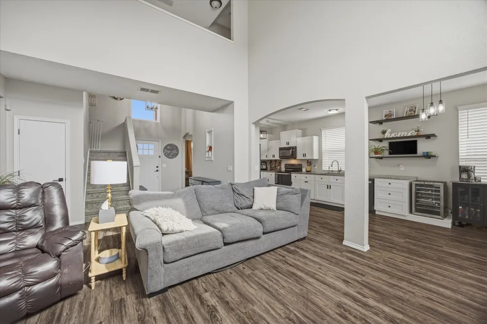 322 Sweet Leaf Lane Lake Dallas, TX 75065