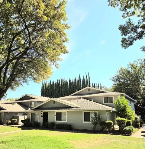 140 Del Rio Court ##4
