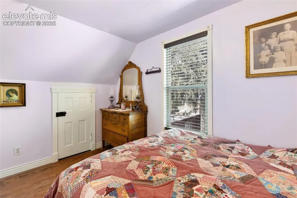 211 Spicer Avenue Victor, CO 80860