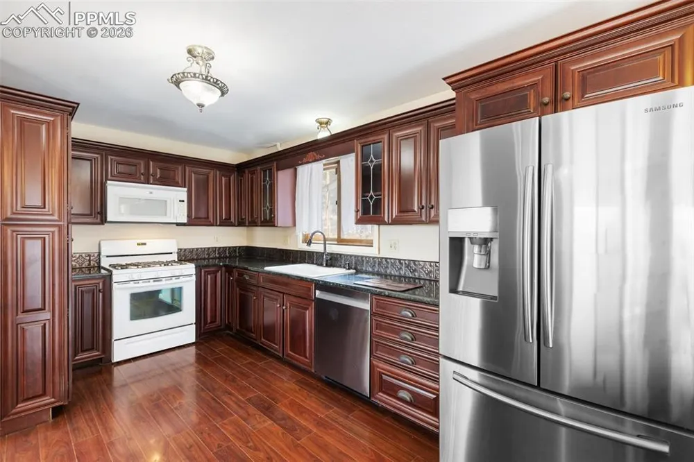 1874 Vagabond Creek Drive Lake George, CO 80827