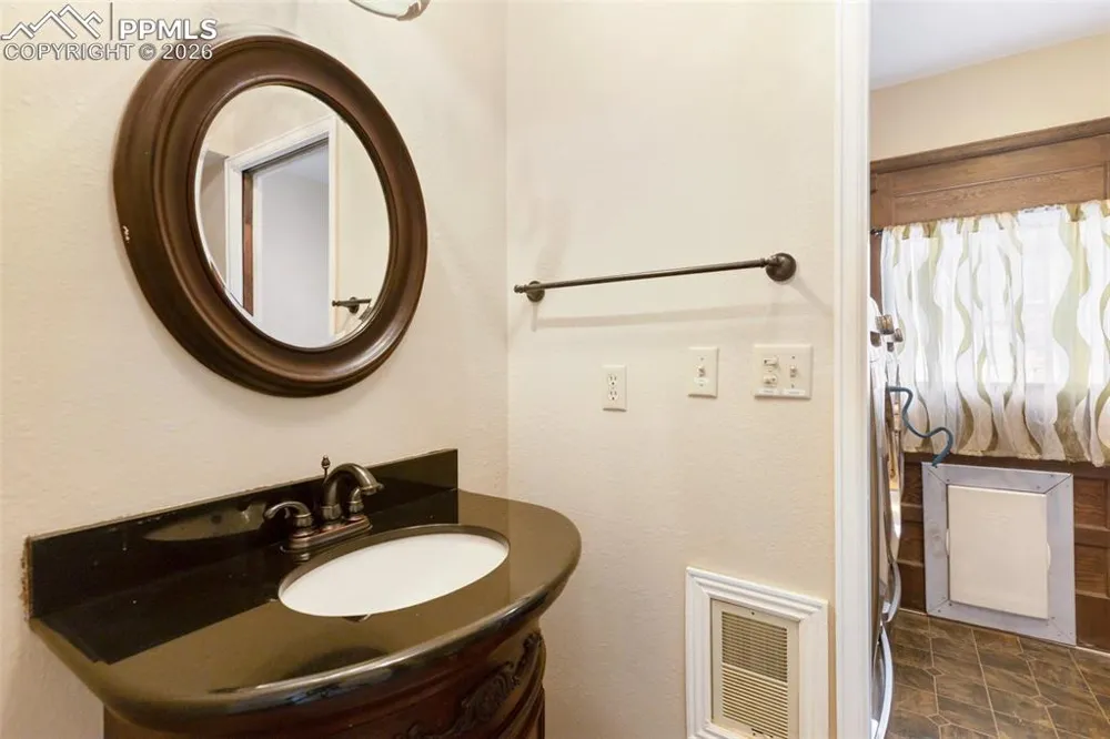1874 Vagabond Creek Drive Lake George, CO 80827