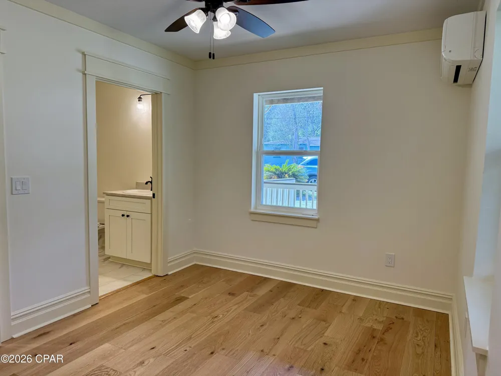 145 6th Street Apalachicola, FL 32320