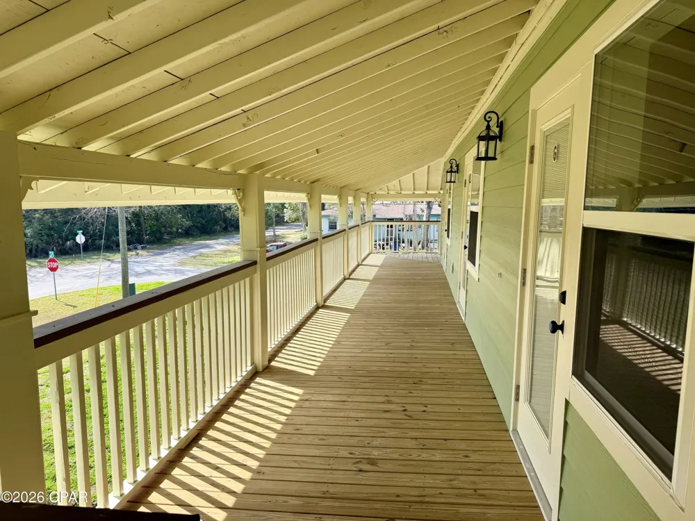 145 6th Street Apalachicola, FL 32320