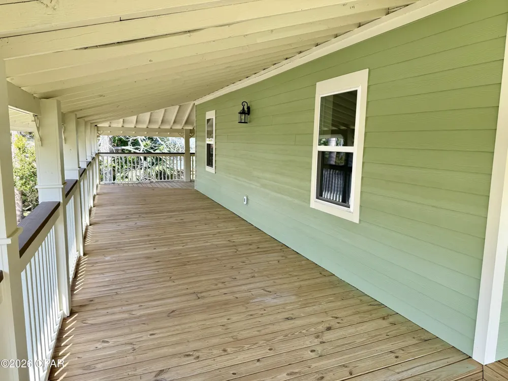 145 6th Street Apalachicola, FL 32320