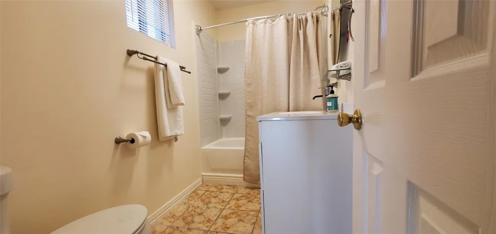 17018 Water Oak Drive Channelview, TX 77530