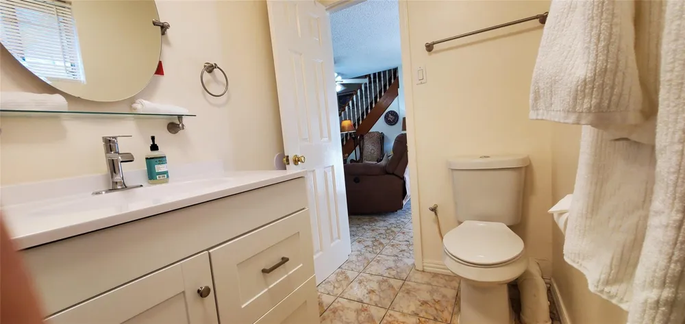 17018 Water Oak Drive Channelview, TX 77530