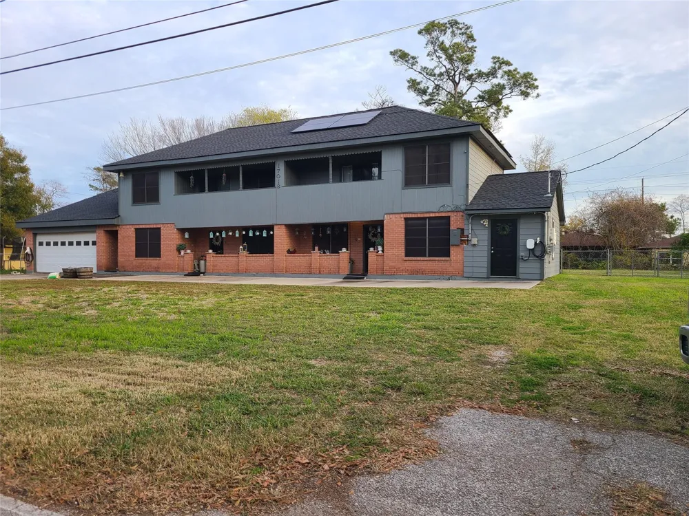 17018 Water Oak Drive Channelview, TX 77530
