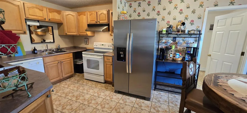 17018 Water Oak Drive Channelview, TX 77530