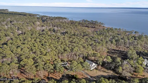 33 Neuse Winds Drive