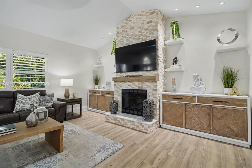 5186 Tallowood Way Naples, FL 34116