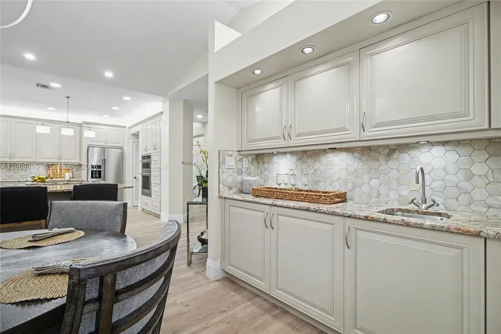 5186 Tallowood Way Naples, FL 34116