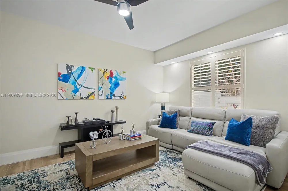 5186 Tallowood Way Naples, FL 34116