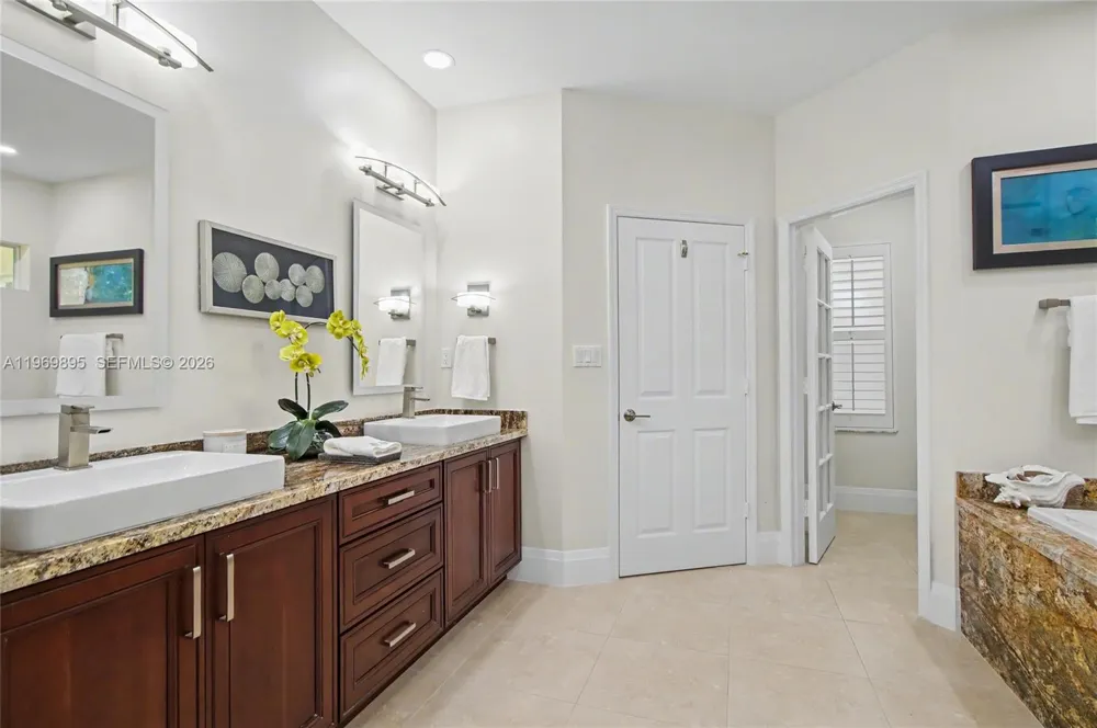 5186 Tallowood Way Naples, FL 34116