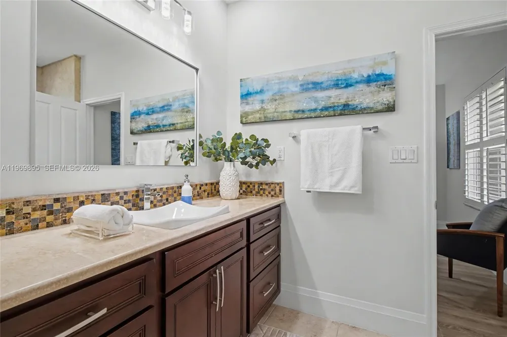 5186 Tallowood Way Naples, FL 34116