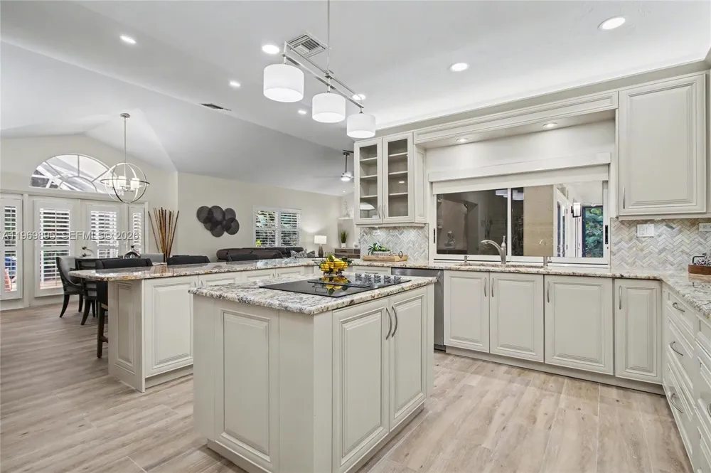 5186 Tallowood Way Naples, FL 34116