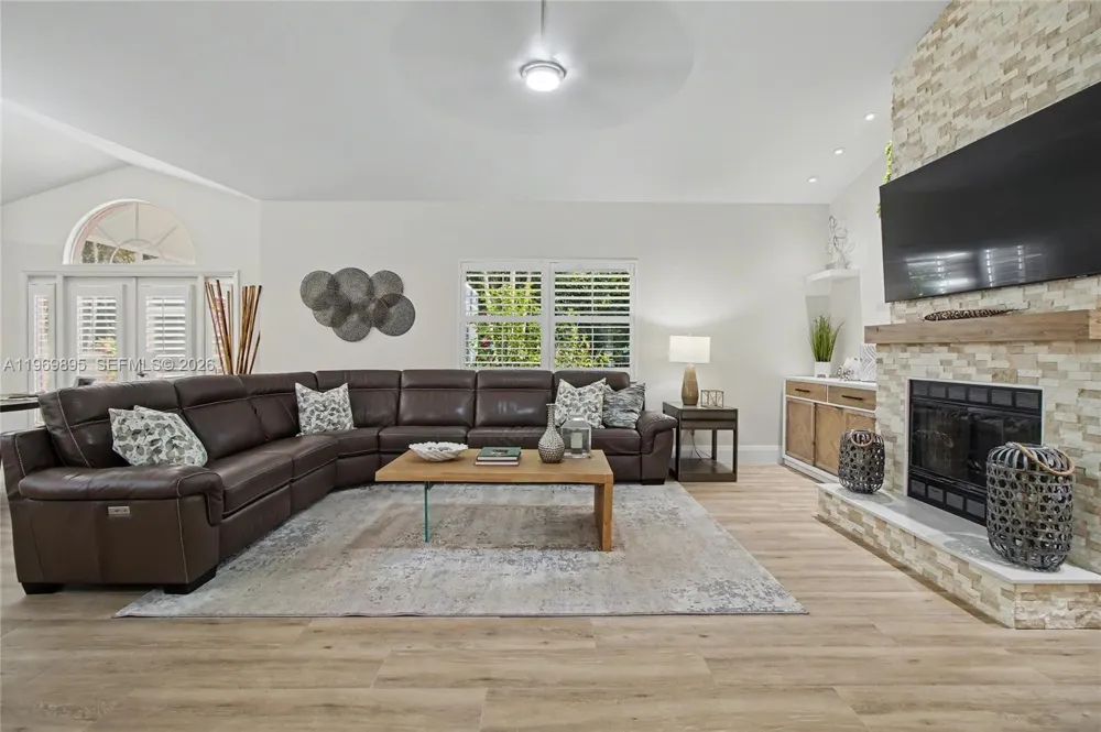 5186 Tallowood Way Naples, FL 34116