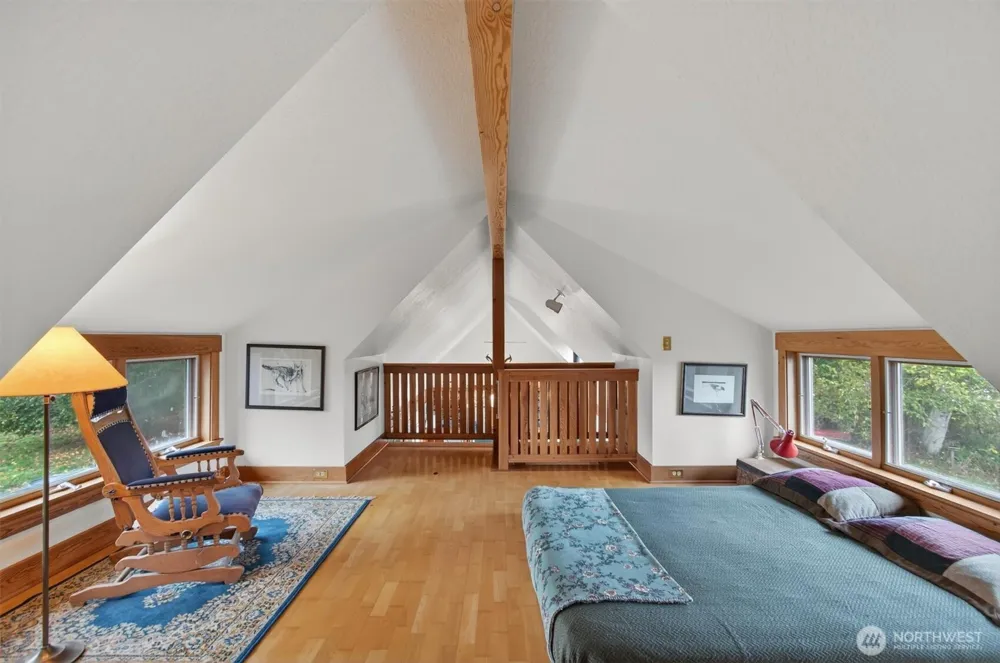 357 E Birnie Slough Road Cathlamet, WA 98612