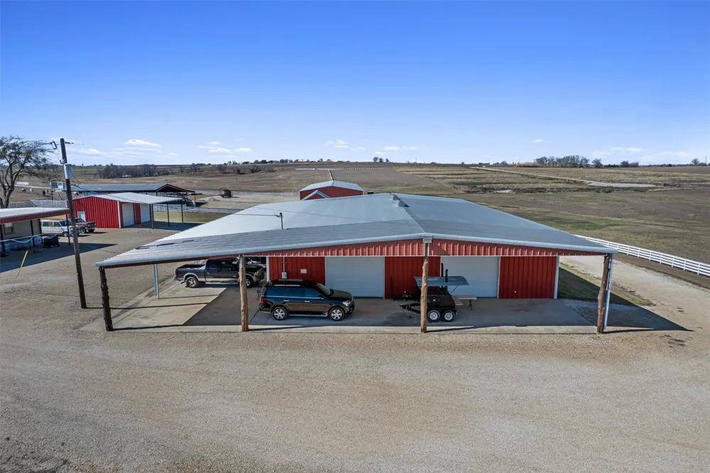 5300 County Road 424 Taylor, TX 76574