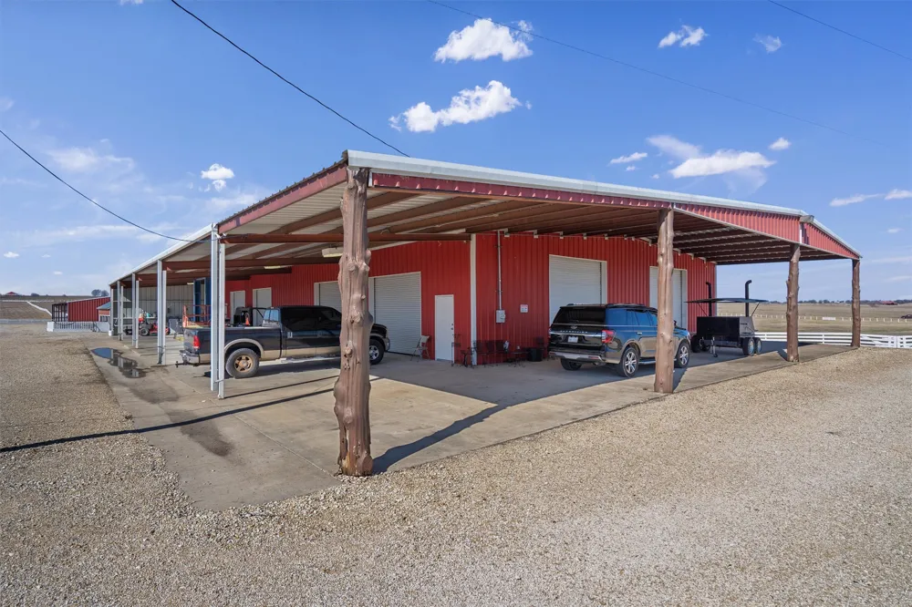 5300 County Road 424 Taylor, TX 76574