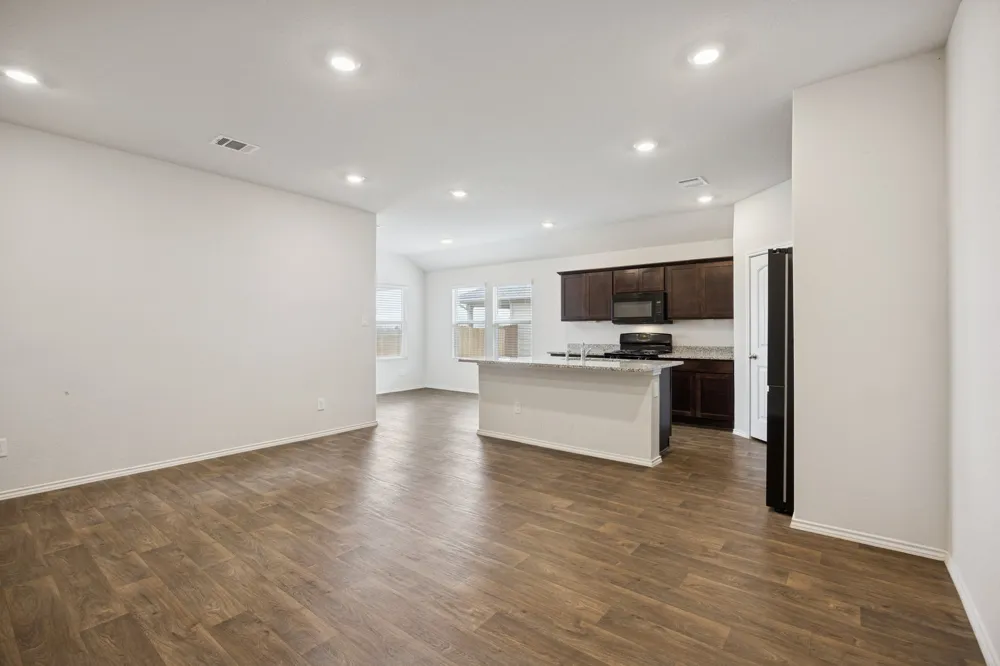 323 Shimmering Cove San Marcos, TX 78666