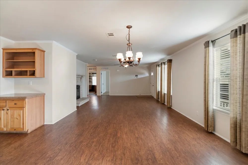 185 Trails End Road Driftwood, TX 78620