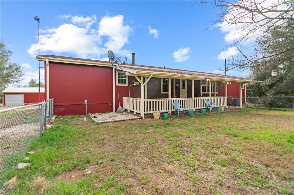 185 Trails End Road Driftwood, TX 78620