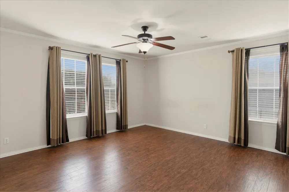 185 Trails End Road Driftwood, TX 78620