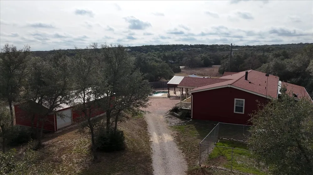 185 Trails End Road Driftwood, TX 78620