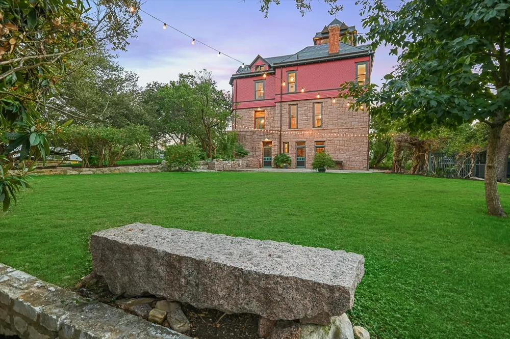 400 Academy Drive Austin, TX 78704