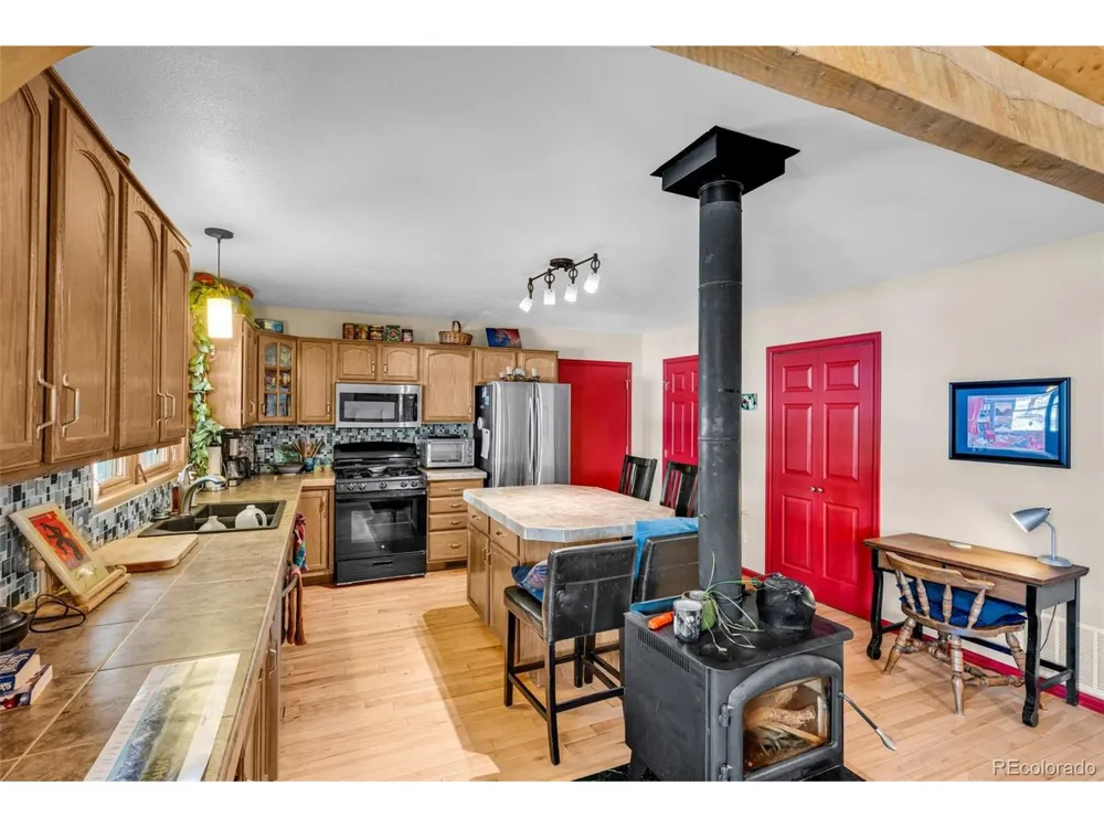 2716 County Road 327 Westcliffe, CO 81252