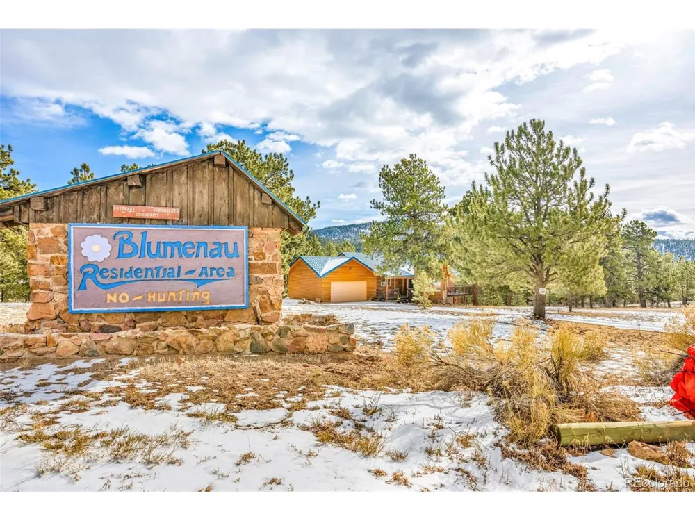 2716 County Road 327 Westcliffe, CO 81252