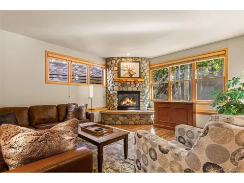 62 Broken Lance Drive #104E