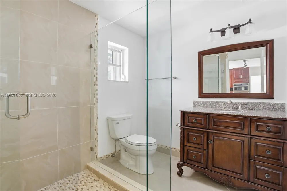 14721 SW 67th Ave Coral Gables, FL 33158