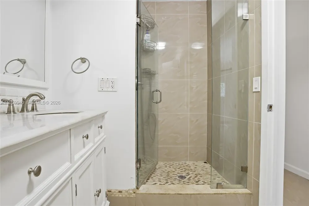 14721 SW 67th Ave Coral Gables, FL 33158