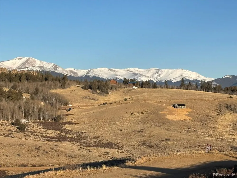 1290 Lippzana Road Como, CO 80432