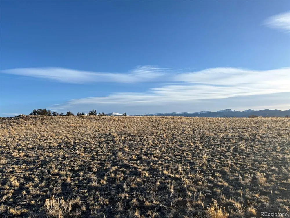 1290 Lippzana Road Como, CO 80432