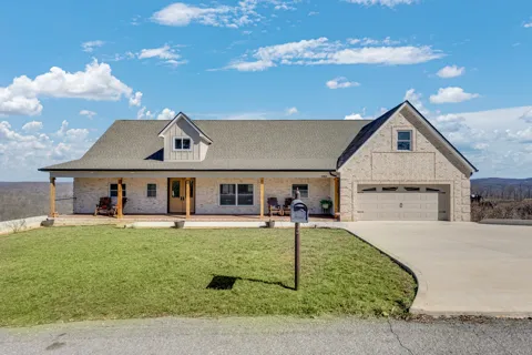 209 N Rockfish Ln