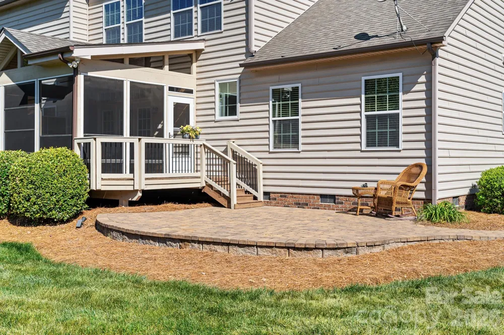 8480 Penton Place Harrisburg, NC 28075